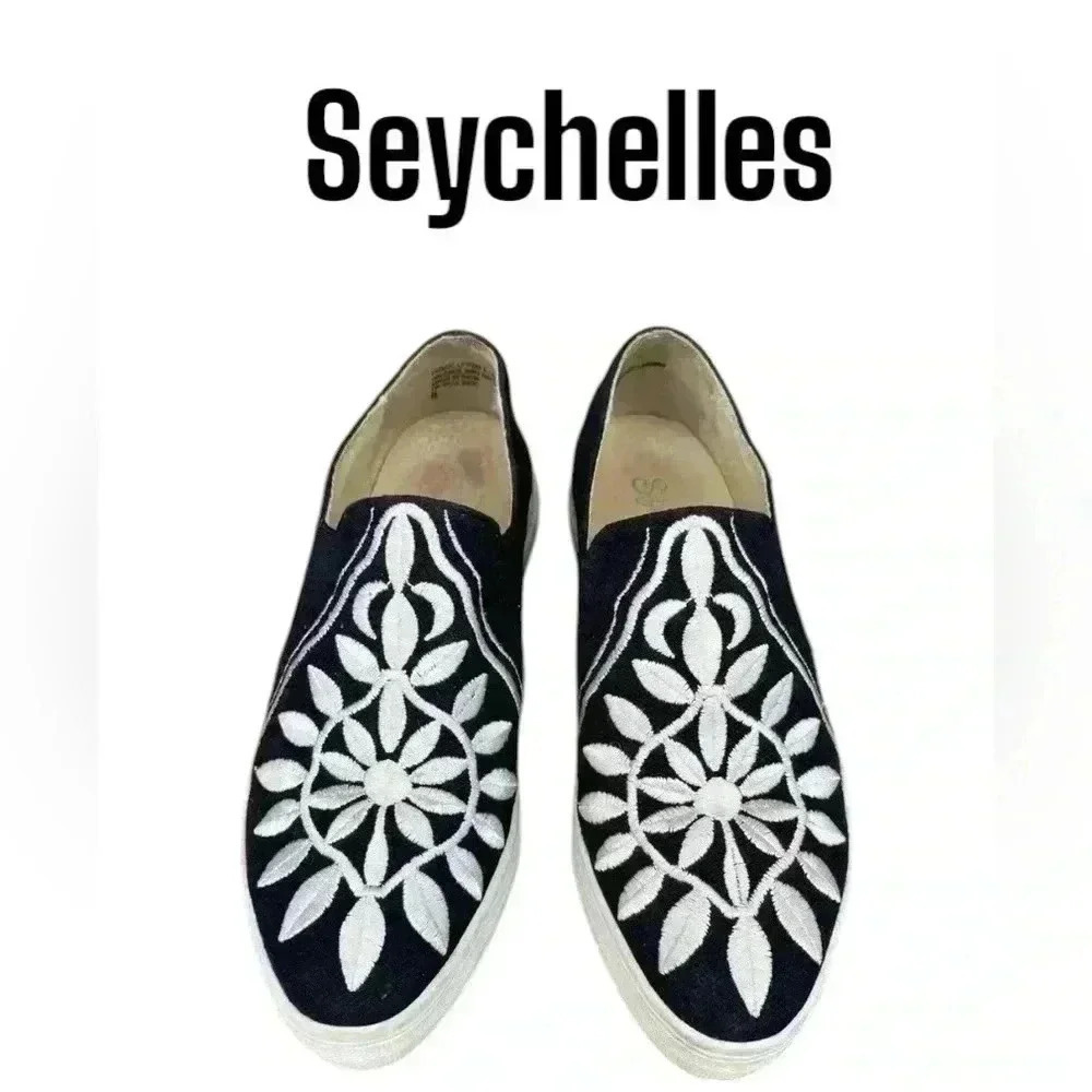 Seychelles Sunshine Sneakers black/ embroidered size 8
